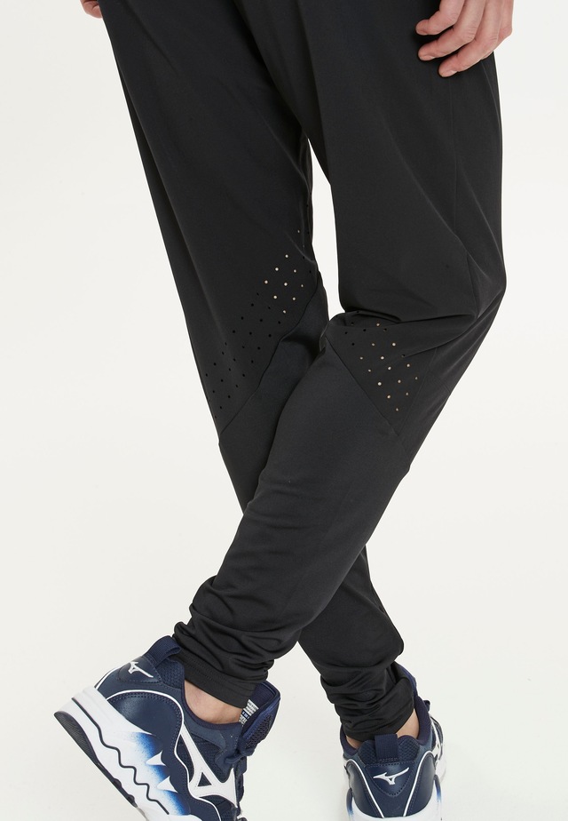 Virtus Sweathose »BLAG V2« mit atmungsaktivem 4-Wege-Funktionsstretch