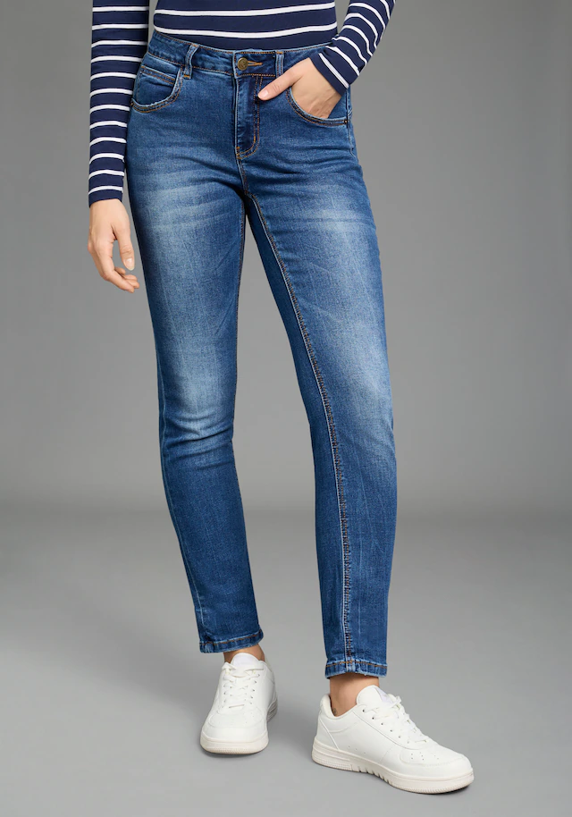 KangaROOS Relax-fit-Jeans »RELAX-FIT HIGH WAIST« knöchelfreie Schnittform, krempelbare Beinabschlüsse