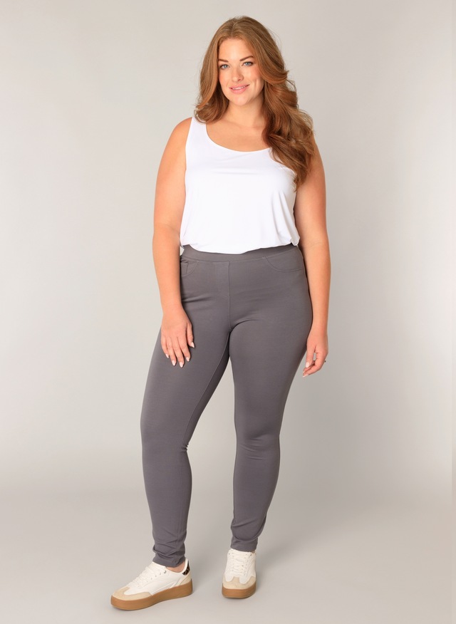 Base Level Curvy Jeggings »Arnika« mit Badge