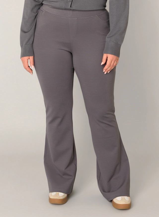Base Level Curvy Treggings »Allie« Aktuelle Boocut-Form