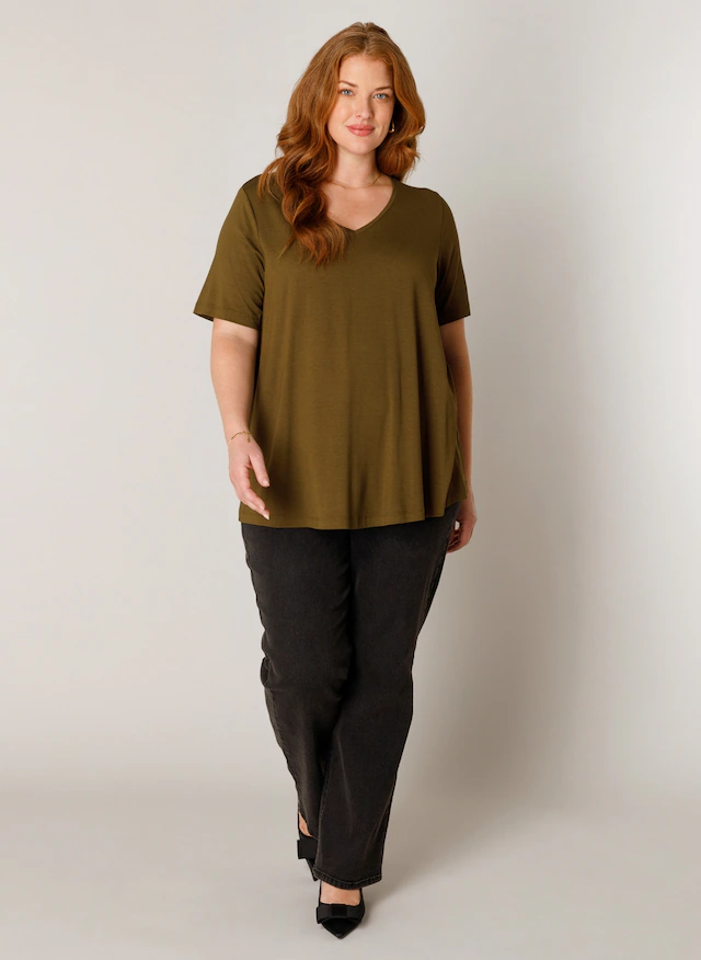 Base Level Curvy T-Shirt »Alba« Große Größen