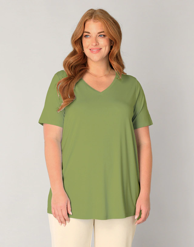 Base Level Curvy T-Shirt »Alba« Große Größen