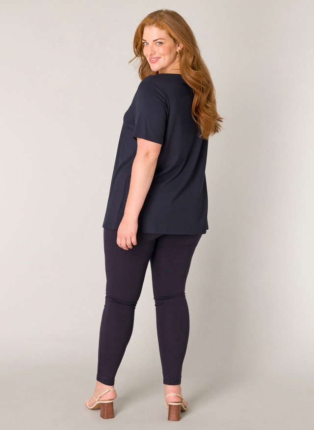 Base Level Curvy T-Shirt »Alba« Große Größen