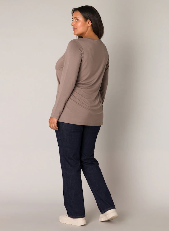 Base Level Curvy Langarmshirt »Alize« Weiche, leicht glänzende Qualität
