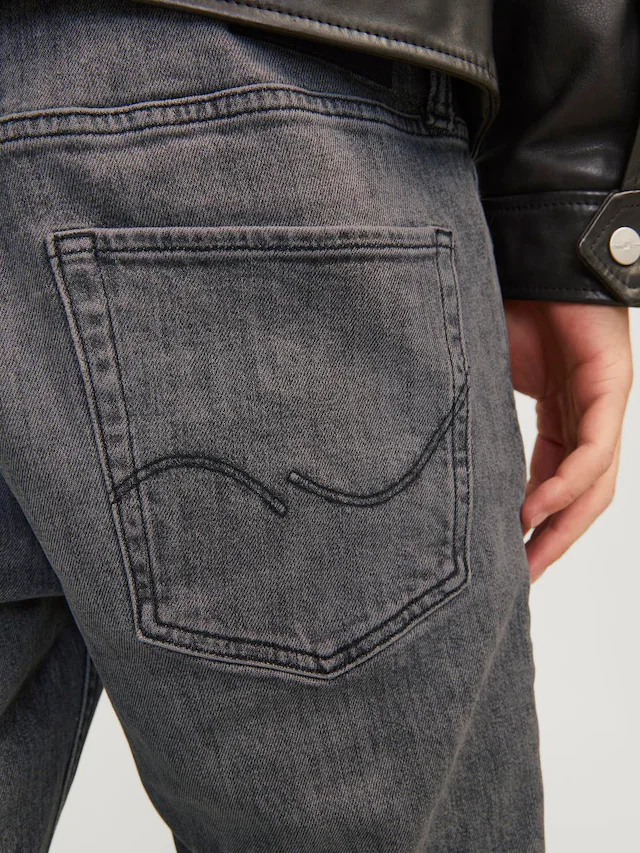 Jack & Jones »JJICLARK im Used-Look, Stretchkomfort und niedrige Leibhöhe« Baumwollmischung, regular fit