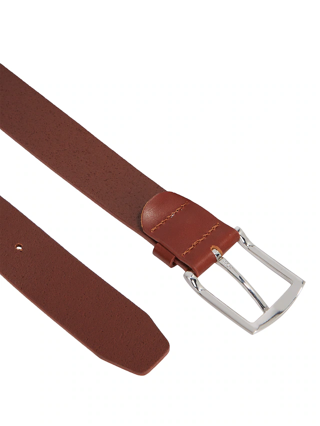 Tommy Hilfiger Ledergürtel »DENTON 3,5 cm breit« Robuster Ledergürtel mit Flag-Label, silberne Schnalle, verstellbar
