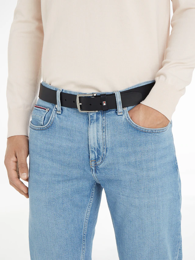 Tommy Hilfiger Ledergürtel »DENTON 3,5 cm breit« Robuster Ledergürtel mit Flag-Label, silberne Schnalle, verstellbar