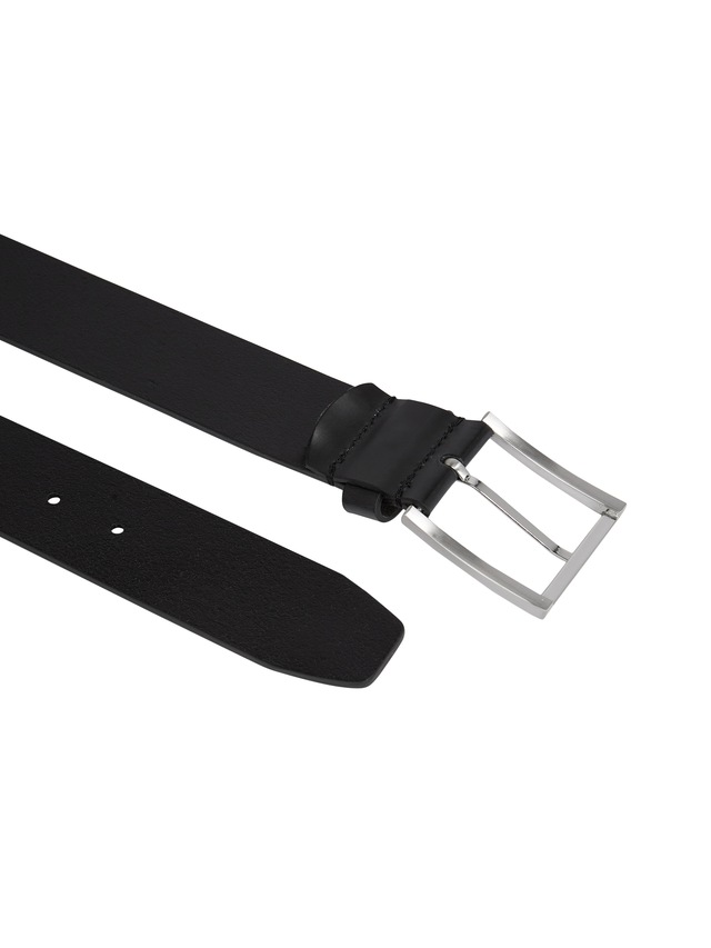 Tommy Hilfiger Ledergürtel »DENTON 3,5 cm breit« Robuster Ledergürtel mit Flag-Label, silberne Schnalle, verstellbar