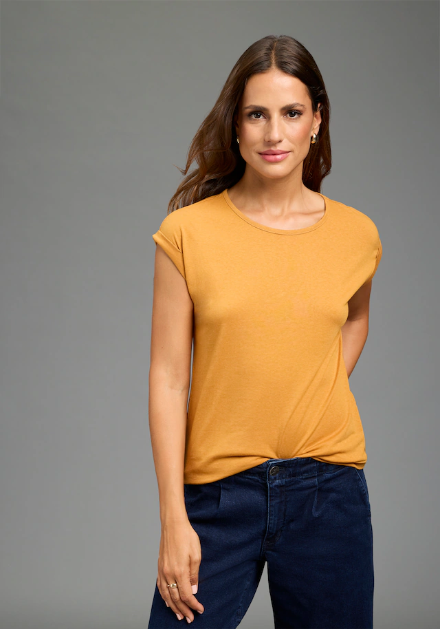 Boysen's T-Shirt »im Basic-Stil, weicher Baumwoll-Jersey, viele Farben und Größen« Packung, 4er-Pack, figurumspielende Passform, Rundhalsausschnitt