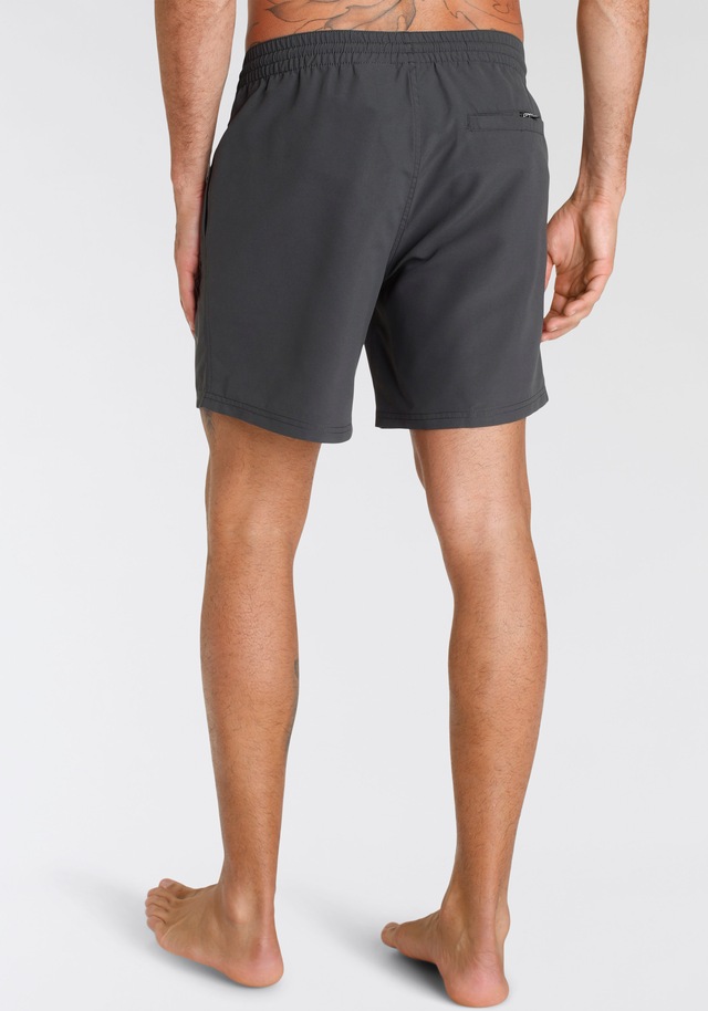 O'Neill Badeshorts »CALI SHORTS WATER and SUN« mit Seiten- und Gesäßtaschen, schnell trocknend
