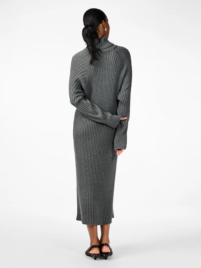 Y.A.S Strickkleid »YASMAVI KNIT MIDI ROLLNECK DRESS«