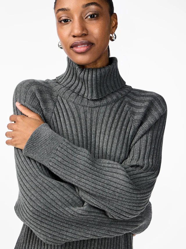 Y.A.S Strickkleid »YASMAVI KNIT MIDI ROLLNECK DRESS«