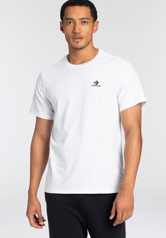 Converse T-Shirt »GO-TO EMBROIDERED STAR CHEVRON TEE« mit Rundhalsausschnitt, Kurzarm, aus Baumwolle, in Single Jersey