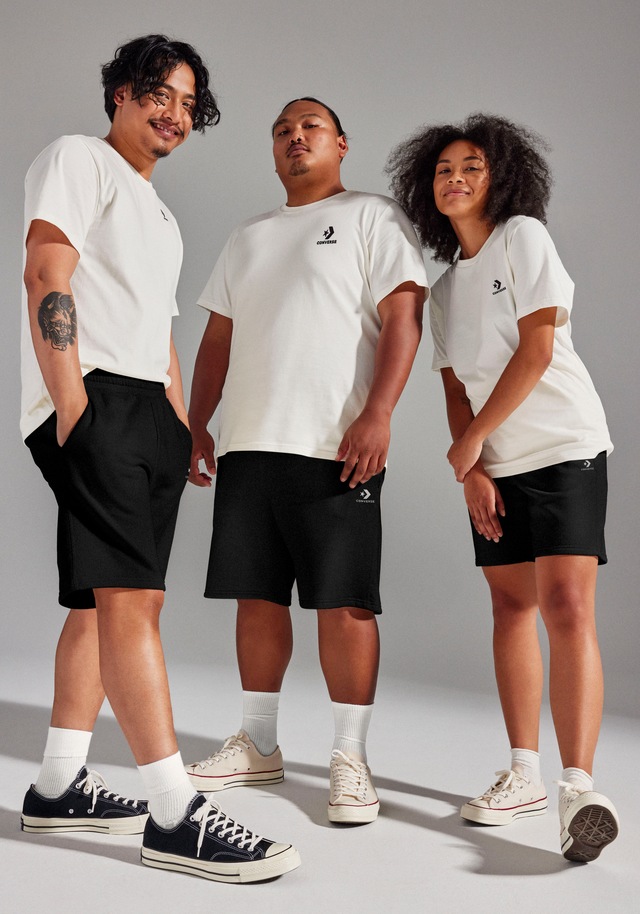 Converse T-Shirt »GO-TO EMBROIDERED STAR CHEVRON TEE« mit Rundhalsausschnitt, Kurzarm, aus Baumwolle, in Single Jersey
