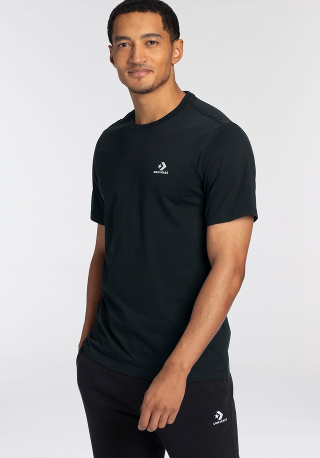 Converse T-Shirt »GO-TO EMBROIDERED STAR CHEVRON TEE« mit Rundhalsausschnitt, Kurzarm, aus Baumwolle, in Single Jersey