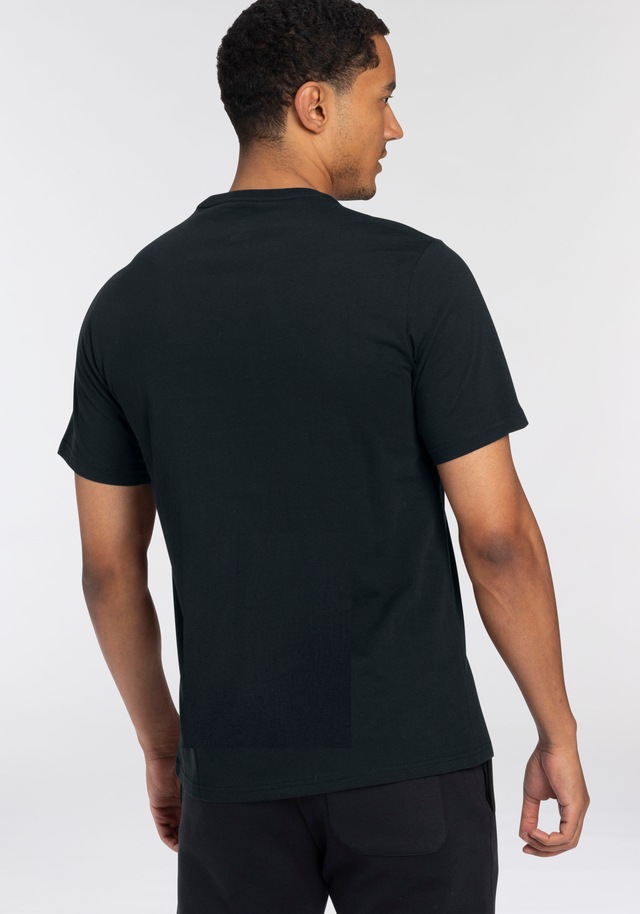 Converse T-Shirt »GO-TO EMBROIDERED STAR CHEVRON TEE« mit Rundhalsausschnitt, Kurzarm, aus Baumwolle, in Single Jersey