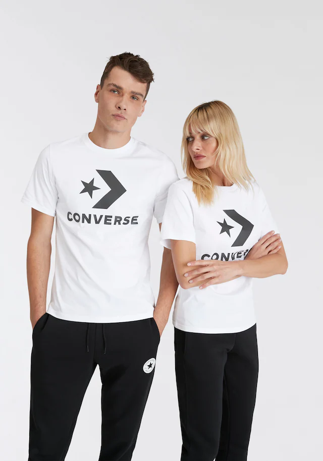 Converse T-Shirt »Unisex GO-TO STAR CHEVRON LOGO STANDARD-FIT« mit Rundhalsausschnitt, aus Baumwolle