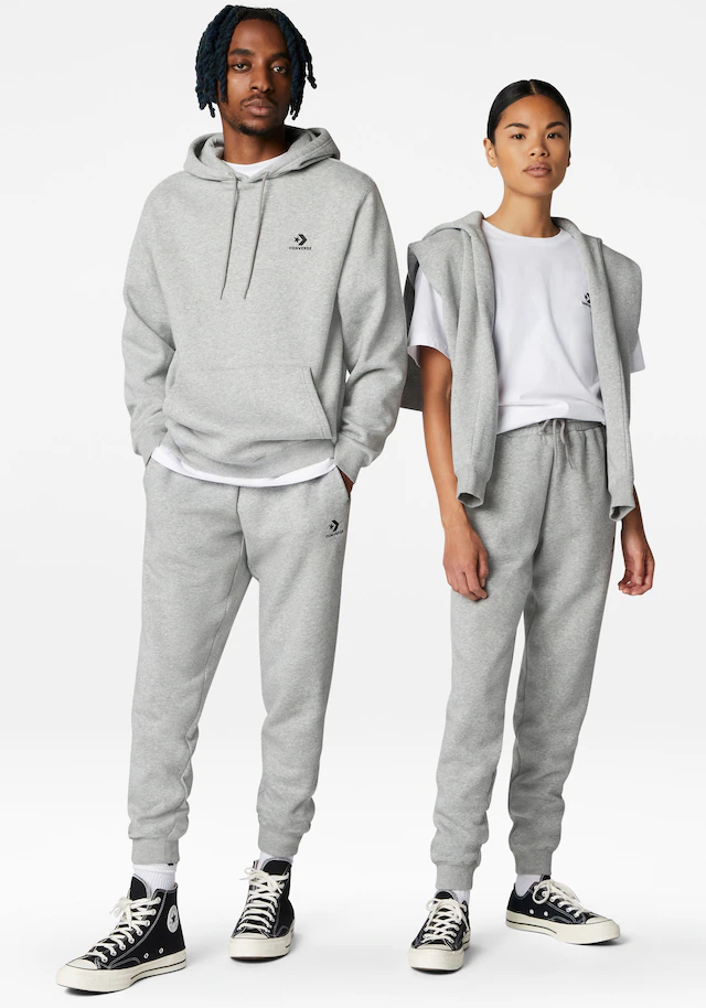 Converse Jogginghose »GO-TO EMBROIDERED STAR CHEVRON BRUSHED BACK FLEECE SWEATPANT« mit Eingrifftaschen, aus Baumwolle und Polyester