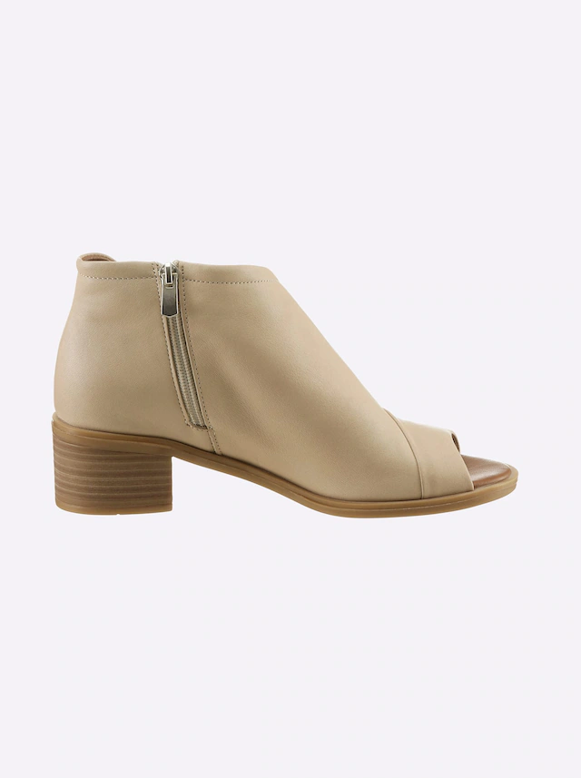 Andrea Conti Sandalette