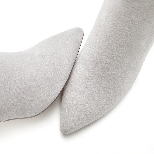 LASCANA High-Heel-Stiefelette »Herbststiefelette, Stiefel,« in elegant spitz zulaufender Form VEGAN