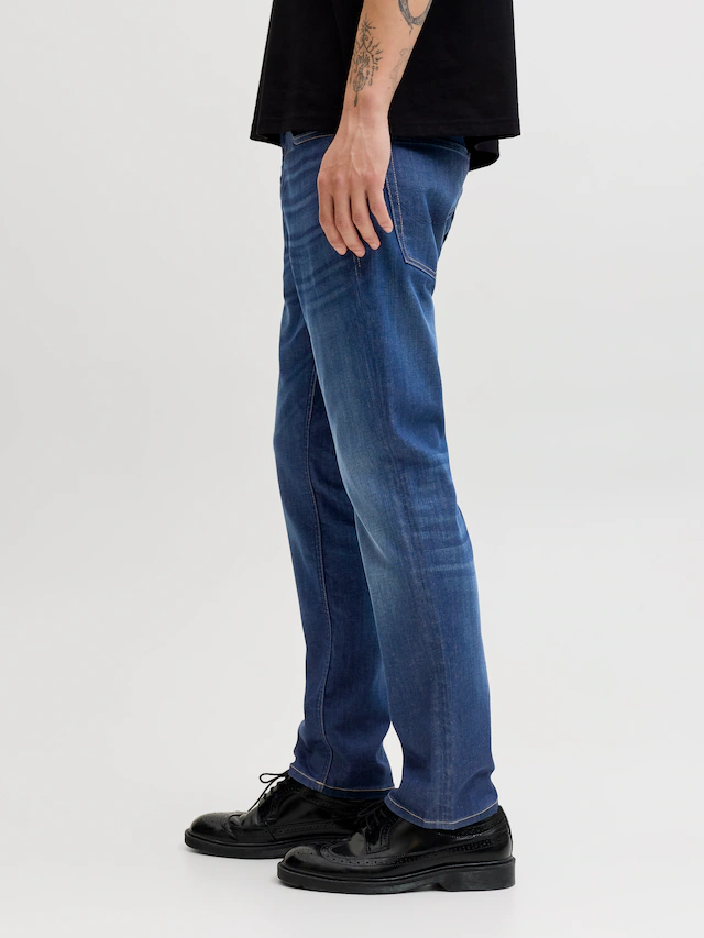 Jack & Jones »JJICLARK mit Used-Look und Stretch für den Alltag« mit Abriebeffekten