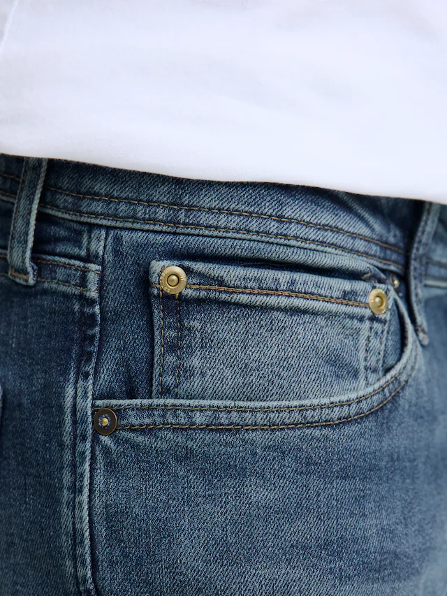Jack & Jones »JJICLARK mit Used-Look und Stretch für den Alltag« mit Abriebeffekten