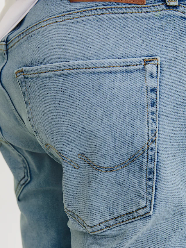 Jack & Jones »JJICLARK mit Used-Look und Stretch für den Alltag« mit Abriebeffekten