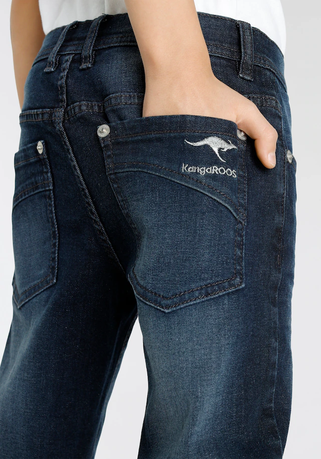 KangaROOS Straight-Jeans », regular fit mit geradem Beinverlauf« bequeme Passform, gerades Bein, niedrige Leibhöhe