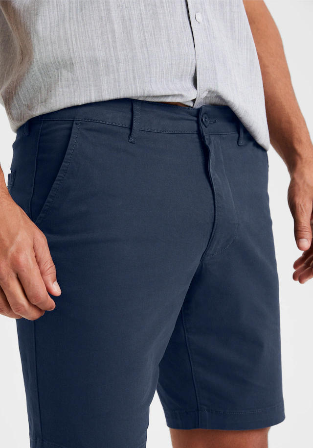 H.I.S Chinoshorts »regular-fit« Shorts aus elastischer Baumwoll-Qualität