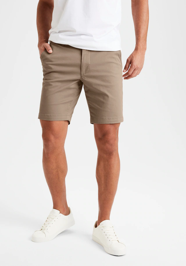 H.I.S Chinoshorts »regular-fit« Shorts aus elastischer Baumwoll-Qualität