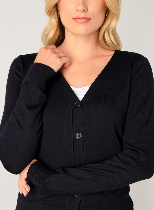 Base Level Strickjacke »Yvon« mit V-Ausschnitt