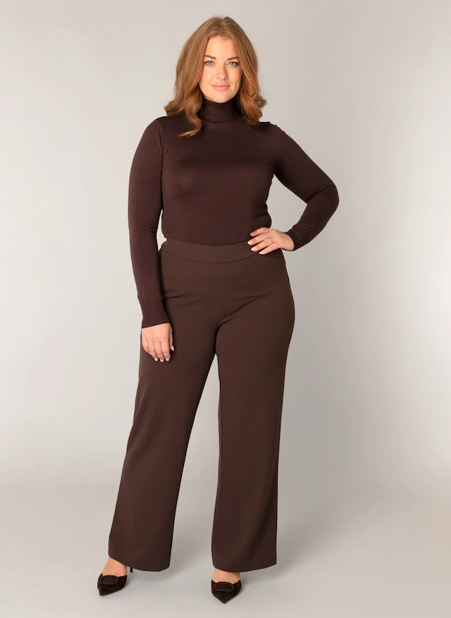 Base Level Curvy Rollkragenpullover »Yuena« Feiner Strickpullover mit Viskose / Große Größen