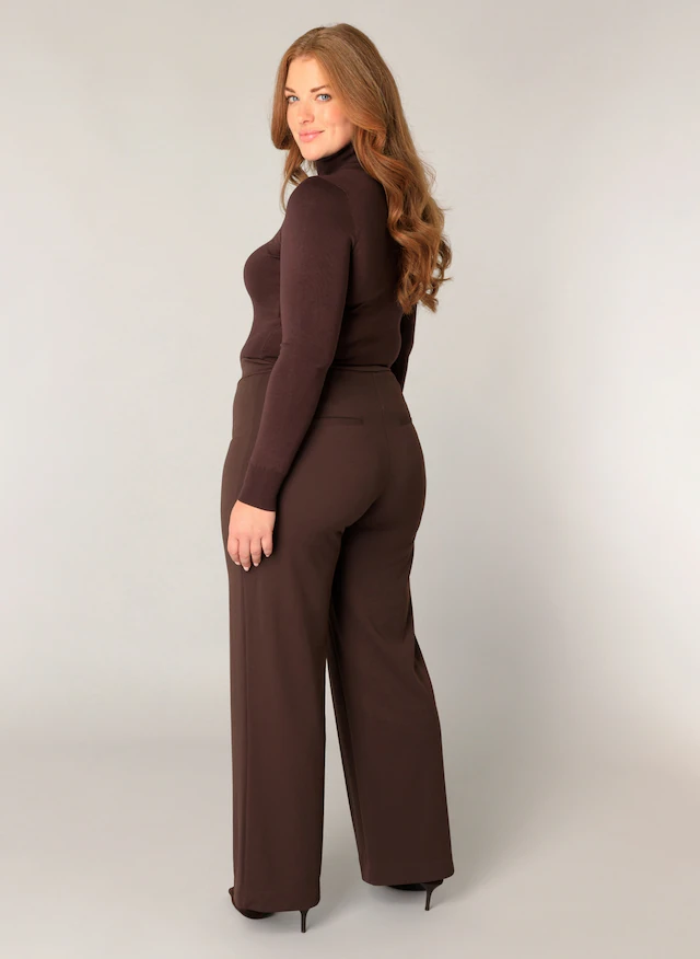 Base Level Curvy Rollkragenpullover »Yuena« Feiner Strickpullover mit Viskose / Große Größen