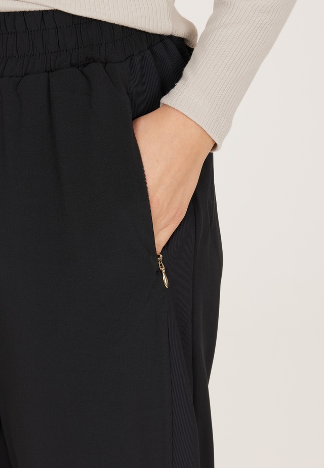 ATHLECIA Sweathose »Timmie« mit praktischem Dehnbund