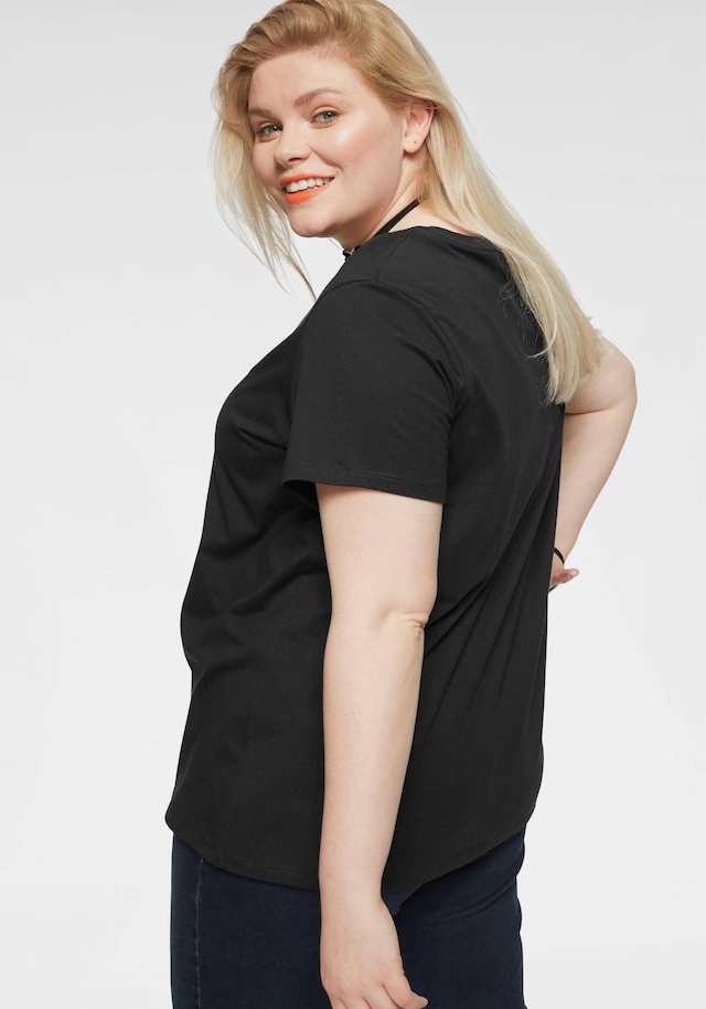 Levi's® Plus T-Shirt »THE PERFECT TEE« Figur umspielend