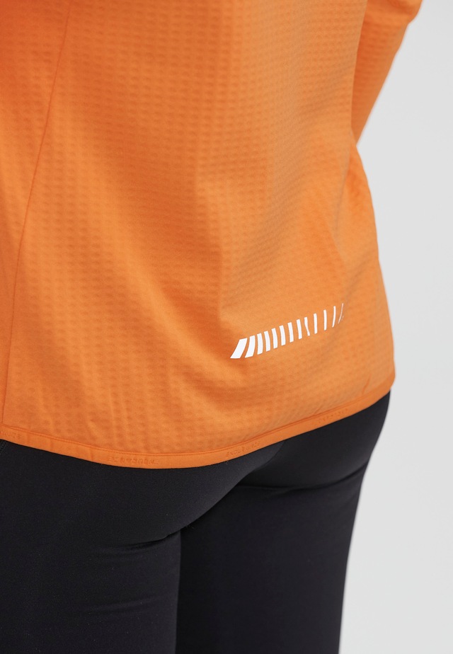 ENDURANCE Funktionsshirt »Leah« 1 Stk. mit reflektierenden Details