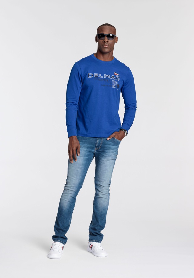 DELMAO Langarmshirt schmale Passform, bedruckt, Rundhalsausschnitt, aus Baumwolle