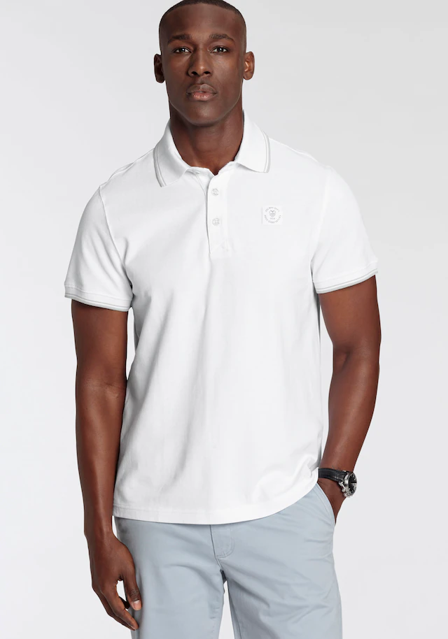 DELMAO Poloshirt »in vielen Sommer Farben! Preis-Leistungs Bestseller!« Trendige lockere Passform, immer perfekt gestylt! Sportlicher Look