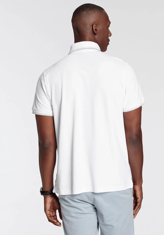 DELMAO Poloshirt »in vielen Sommer Farben! Preis-Leistungs Bestseller!« Trendige lockere Passform, immer perfekt gestylt! Sportlicher Look