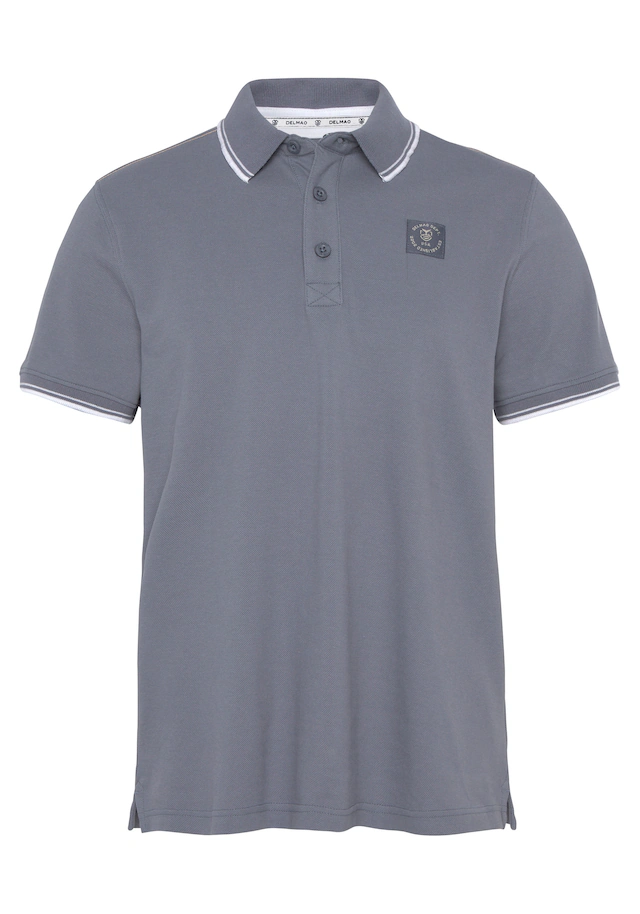 DELMAO Poloshirt »in vielen Sommer Farben! Preis-Leistungs Bestseller!« Trendige lockere Passform, immer perfekt gestylt! Sportlicher Look