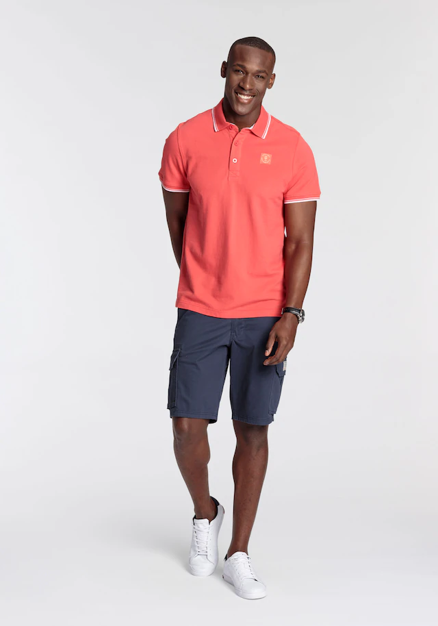 DELMAO Poloshirt »in vielen Sommer Farben! Preis-Leistungs Bestseller!« Trendige lockere Passform, immer perfekt gestylt! Sportlicher Look