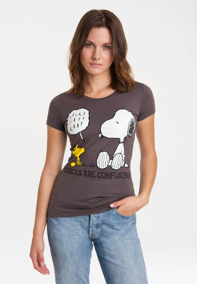 LOGOSHIRT T-Shirt »Snoopy - Peanuts« mit niedlichem Frontprint