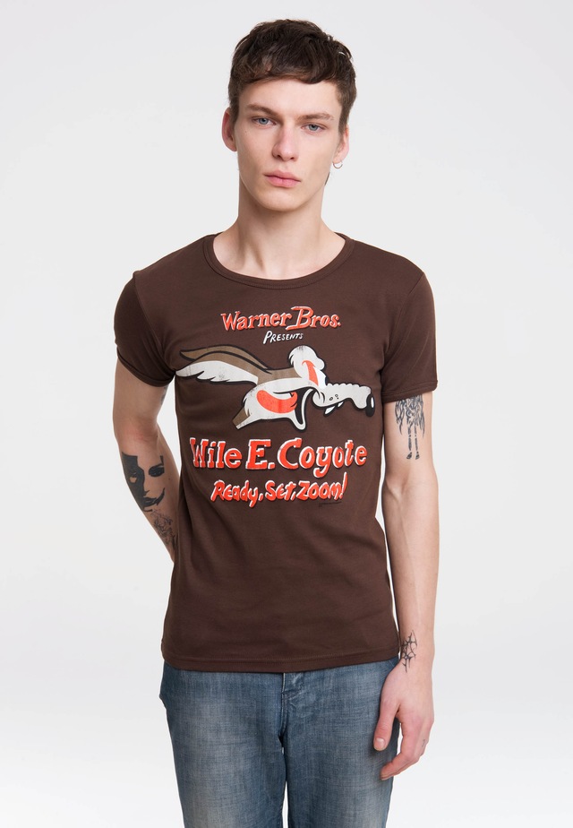 LOGOSHIRT T-Shirt »Coyote« mit großem Looney Tunes-Druck
