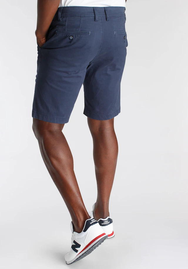 DELMAO Chinoshorts mit Details