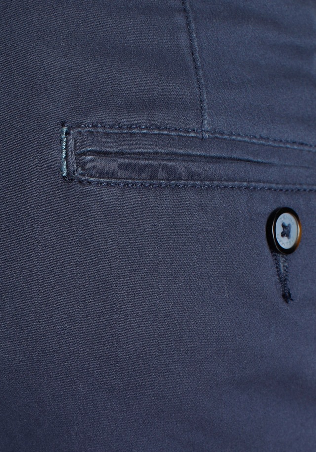 DELMAO Chinoshorts mit Details