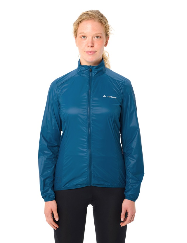 VAUDE Fahrradjacke »Women's Matera Air Jacket« ohne Kapuze mit hochschließendem Kragen, winddicht und wasserabweisend, Slim Fit