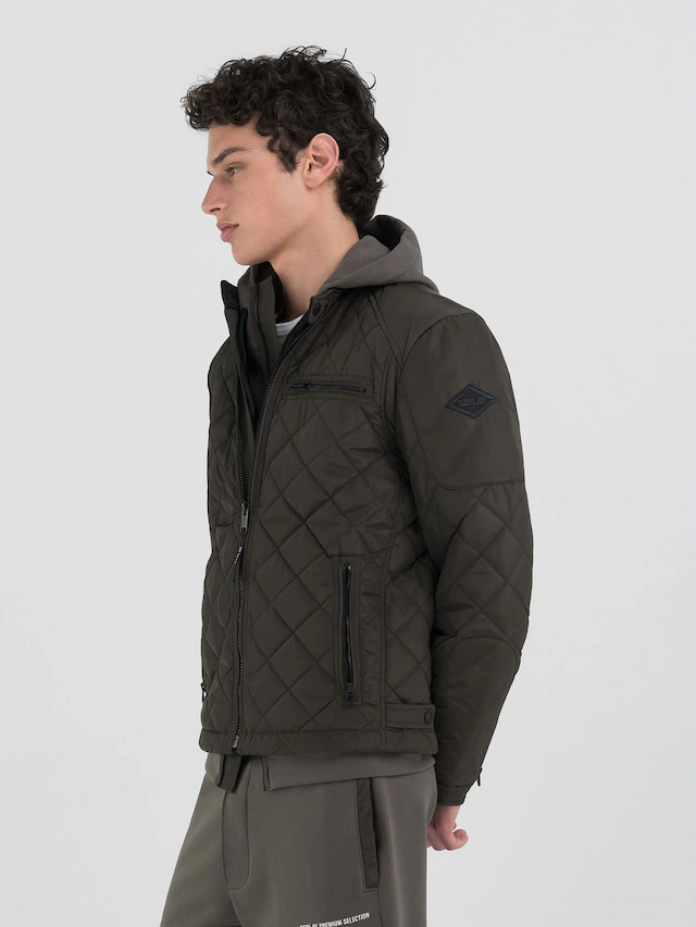 Replay Steppjacke »Saber Mid« mit kurzem Stehkragen