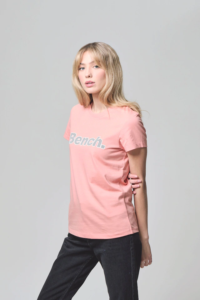 Bench. Kurzarmshirt »LEORA« figurbetonte Passform, mit Rundhalsausschnitt