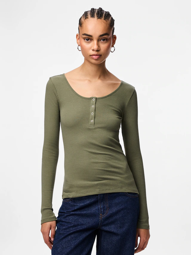pieces Langarmshirt »PCKITTE LS TOP NOOS BC« Baumwollmischung, slim fit