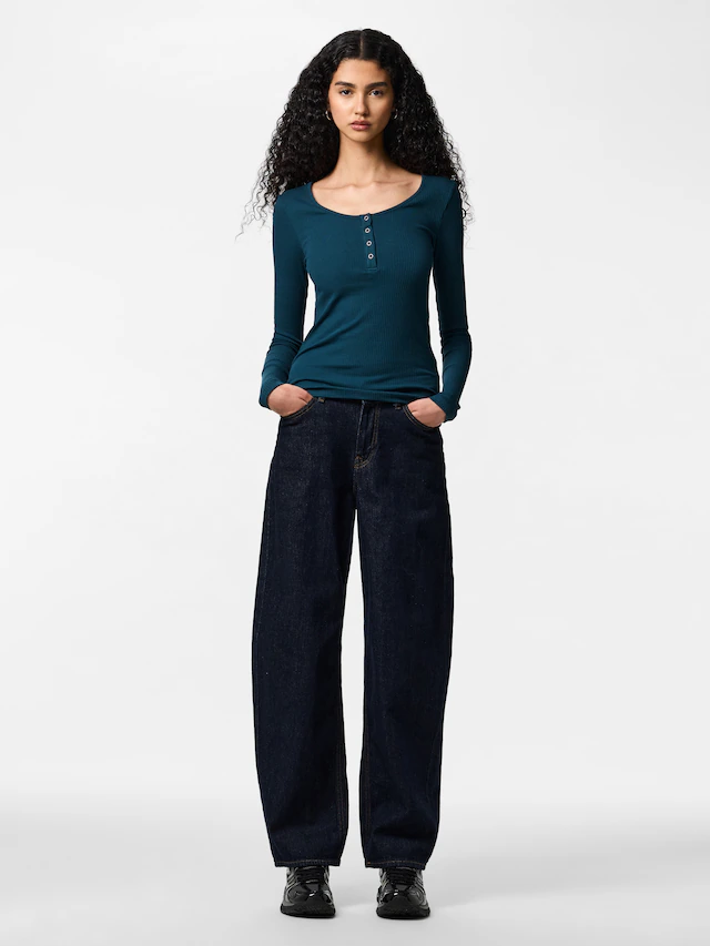 pieces Langarmshirt »PCKITTE LS TOP NOOS BC« Baumwollmischung, slim fit